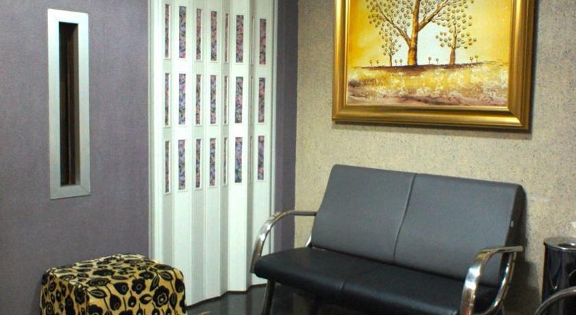 Mine Home Hotel Bandung Eksteriør billede