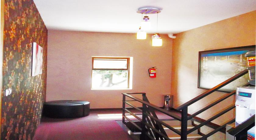Mine Home Hotel Bandung Eksteriør billede
