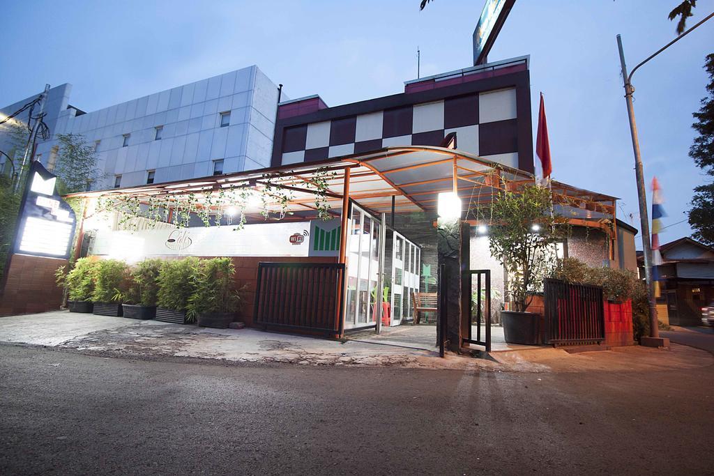 Mine Home Hotel Bandung Eksteriør billede