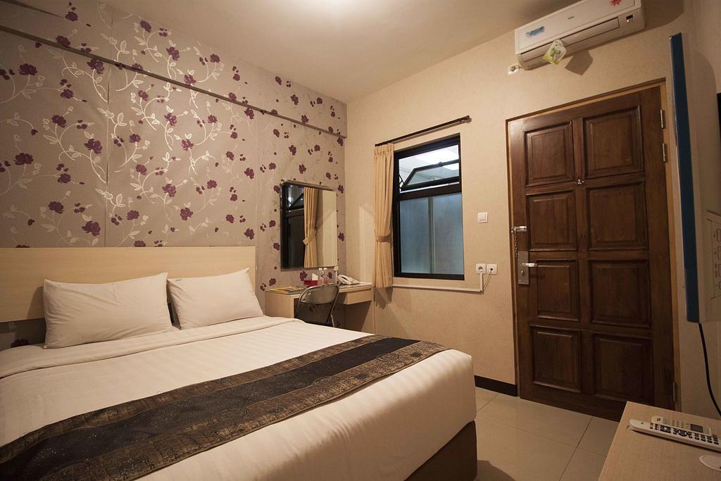 Mine Home Hotel Bandung Eksteriør billede