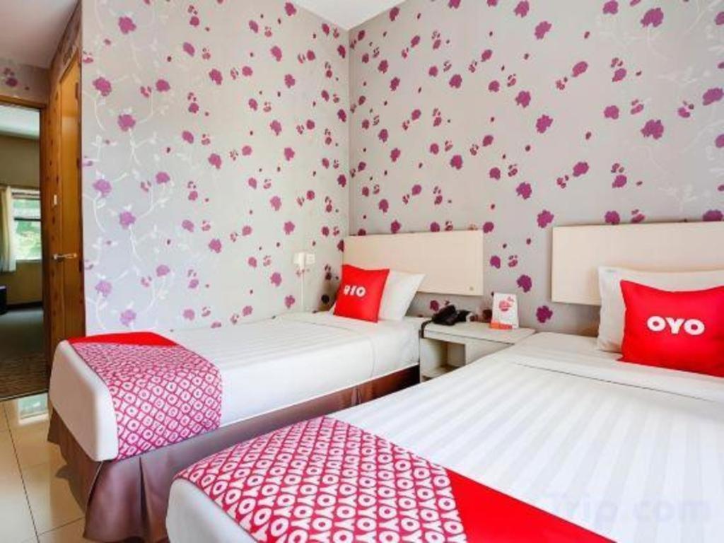 Mine Home Hotel Bandung Eksteriør billede